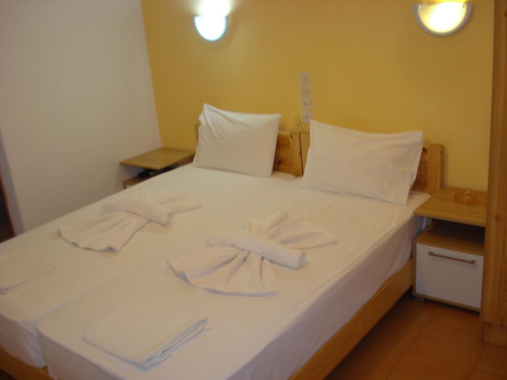 Ethra Otel Patitírion Dış mekan fotoğraf