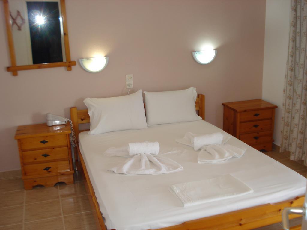 Ethra Otel Patitírion Dış mekan fotoğraf